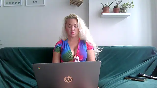 badblondebunny online show from May 30, 4:37 pm