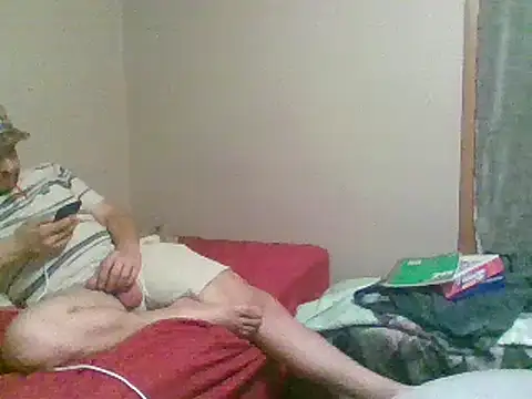 Snapshot of SmokingSloth chatting on October 7, 5:59 am SmokingSloth online show from October 7, 5:59 am