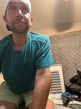 Snapshot of SmokingSloth chatting on November 18, 8:24 pm SmokingSloth online show from November 18, 8:24 pm