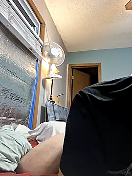 SmokingSloth online show from February 19, 5:36 am