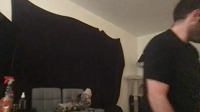 Snapshot of SpunCandy chatting on March 15, 9:48 am SpunCandy online show from March 15, 9:48 am