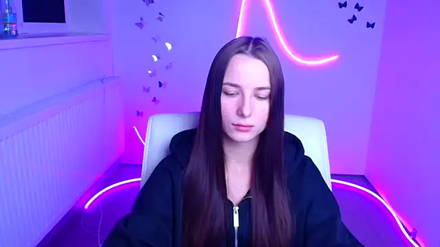 Eva Janee online show from December 19, 6:42 am