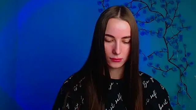 Eva Janee online show from February 4, 6:41 am