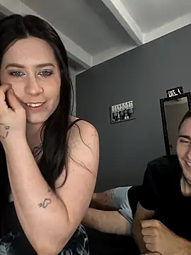 Snapshot of Anyonymuss chatting on October 18, 3:35 pm Anyonymuss online show from October 18, 3:35 pm