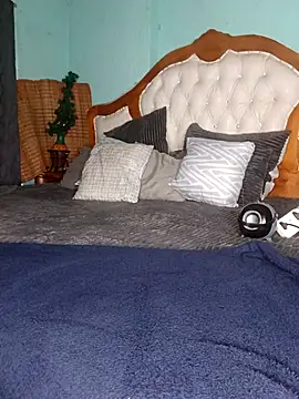 BlackJaguar30 online show from March 8, 9:24 am