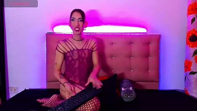 khandyzBlum online show from December 21, 10:19 pm