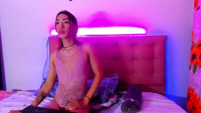 khandyzBlum online show from January 30, 4:37 am