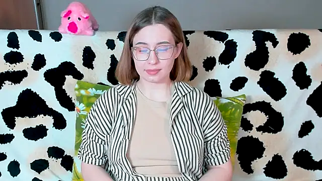Snapshot of VeronikaKissuchi chatting on February 10, 11:23 pm VeronikaKissuchi online show from February 10, 11:23 pm