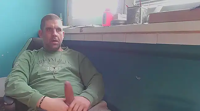 Snapshot of YouWantMe666 chatting on February 21, 8:18 am YouWantMe666 online show from February 21, 8:18 am