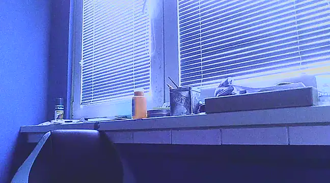 Snapshot of YouWantMe666 chatting on February 26, 8:37 am YouWantMe666 online show from February 26, 8:37 am