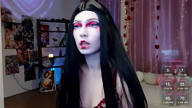 Carolina Leep online show from March 4, 2:12 pm