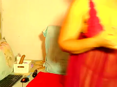 Snapshot of White_Porshe chatting on February 1, 10:03 am White Porshe online show from February 1, 10:03 am