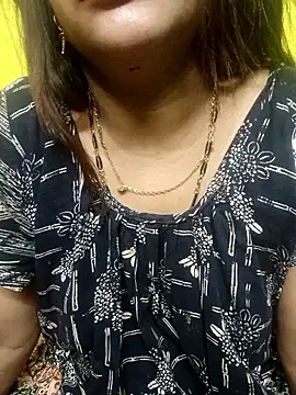 Sexyranibhabhi online show from May 17, 2:42 am