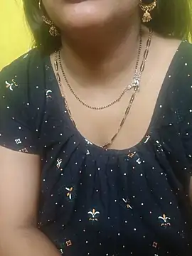 Sexyranibhabhi online show from May 29, 2:42 am