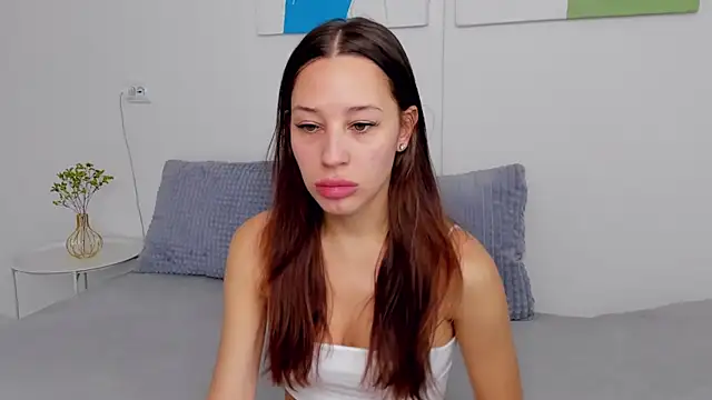 Snapshot of SelenaRousey chatting on November 13, 7:18 am SelenaRousey online show from November 13, 7:18 am