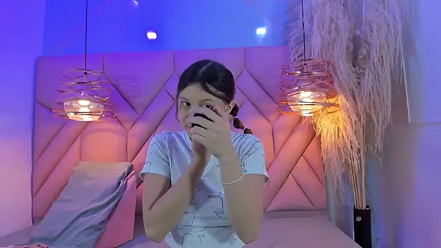 AngelaaCute  online show from March 19, 12:12 pm