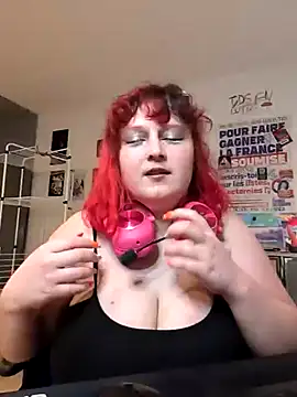 Snapshot of LadyRochester chatting on May 8, 6:24 pm LadyRochester online show from May 8, 6:24 pm