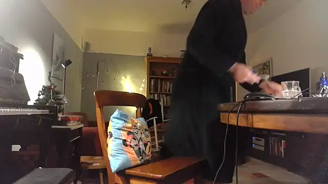 RolfS online show from December 14, 11:31 pm