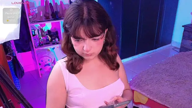 Snapshot of meraki_fraise chatting on May 22, 12:00 pm meraki fraise online show from May 22, 12:00 pm