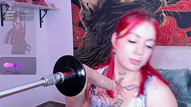 annika taylor online show from April 26, 2:09 am