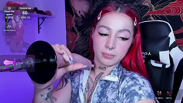 Snapshot of annika_taylor chatting on June 14, 10:34 pm annika taylor online show from June 14, 10:34 pm