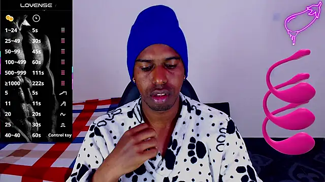 Snapshot of mrjhon26 chatting on May 9, 11:37 am mrjhon26 online show from May 9, 11:37 am