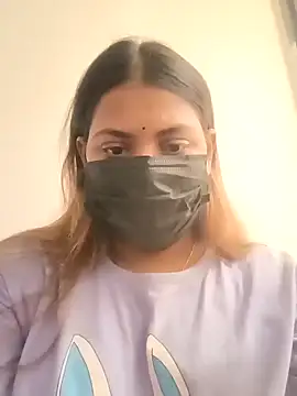 Hotmilfxox online show from December 2, 8:19 am