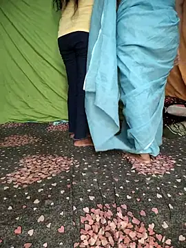 Snapshot of Desi_Best_Anal chatting on September 30, 4:12 pm Desi Best Anal online show from September 30, 4:12 pm