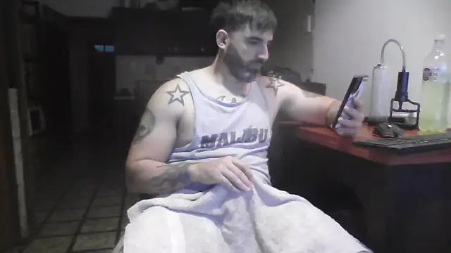 ozzypsico13 online show from November 2, 2:25 am