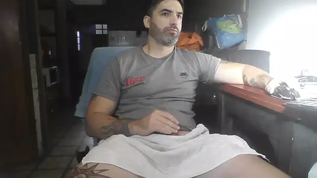 ozzypsico13 online show from March 18, 11:35 am