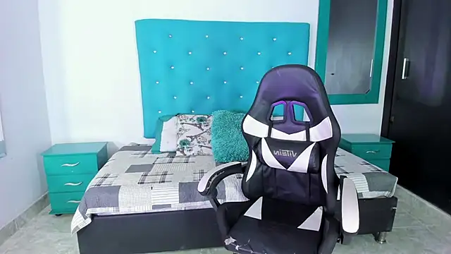 Tasha Sant online show from September 12, 8:42 pm