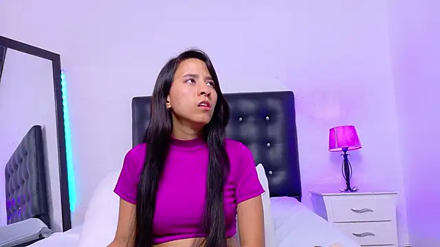 Skinny hottie18 online show from November 5, 1:55 pm