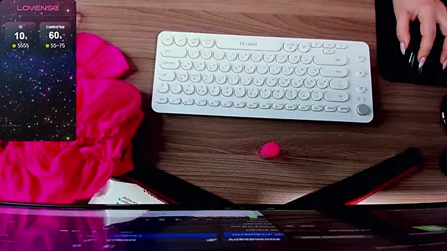 candy queeen online show from January 6, 5:08 am