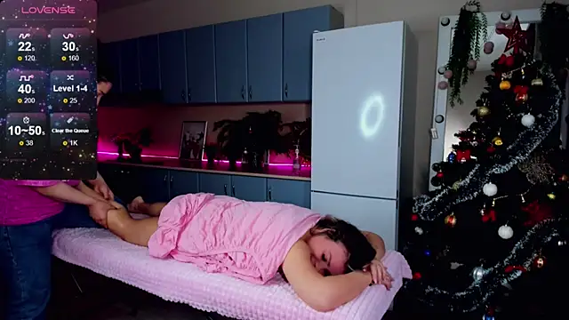 candy queeen online show from January 6, 8:35 am