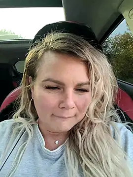 candy queeen online show from September 20, 11:22 am