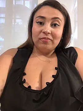 dulce santamaria online show from December 18, 9:51 pm