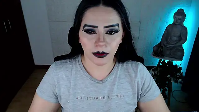 Snapshot of GODDESS_EVANS chatting on May 21, 12:06 am GODDESS EVANS online show from May 21, 12:06 am