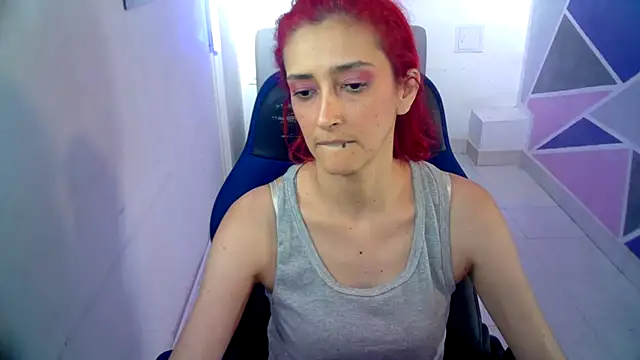 Snapshot of Ruby_Your_Milf chatting on December 28, 9:08 pm Ruby Your Milf online show from December 28, 9:08 pm