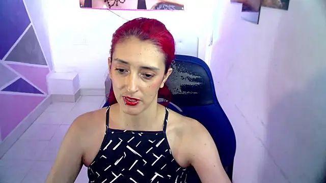 Snapshot of Ruby_Your_Milf chatting on January 21, 8:43 pm Ruby Your Milf online show from January 21, 8:43 pm