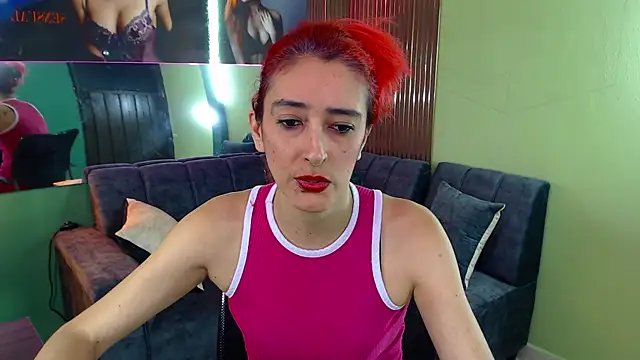 Snapshot of Ruby_Your_Milf chatting on March 11, 8:42 pm Ruby Your Milf online show from March 11, 8:42 pm