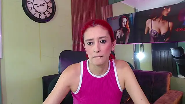 Ruby Your Milf online show from April 22, 9:05 pm