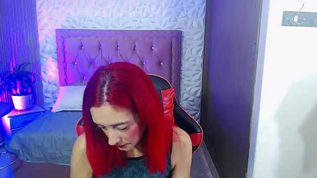 Ruby Your Milf online show from April 30, 7:20 pm