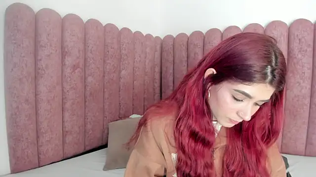 Snapshot of AnnyCherry_ chatting on December 19, 7:07 pm AnnyCherry online show from December 19, 7:07 pm