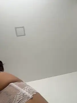 Snapshot of AnnyCherry_ chatting on May 23, 3:27 pm AnnyCherry online show from May 23, 3:27 pm