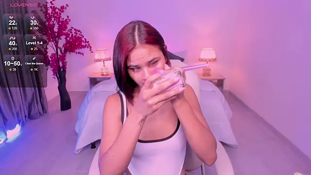 anniie smith online show from September 9, 10:59 am