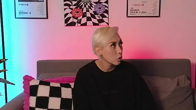 jane hart  online show from April 29, 12:48 am