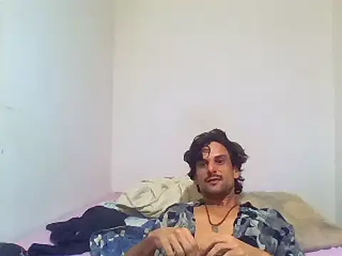 couplemilk online show from December 7, 6:54 am