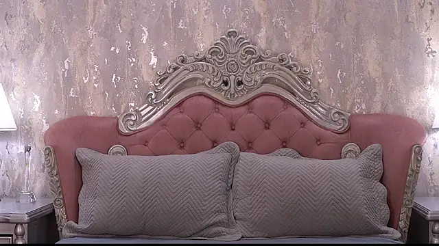 Snapshot of AngelineConnor chatting on July 30, 10:20 pm AngelineConnor online show from July 30, 10:20 pm