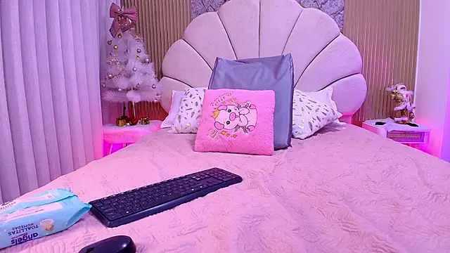 nata luna online show from November 25, 7:36 pm