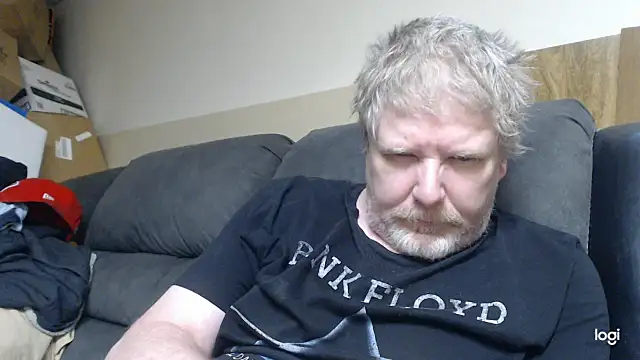 Snapshot of BrisonChase chatting on July 14, 4:45 pm BrisonChase online show from July 14, 4:45 pm